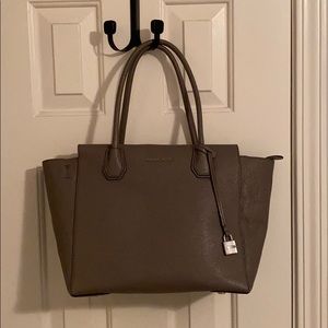 Michael Kors Mercer Tote